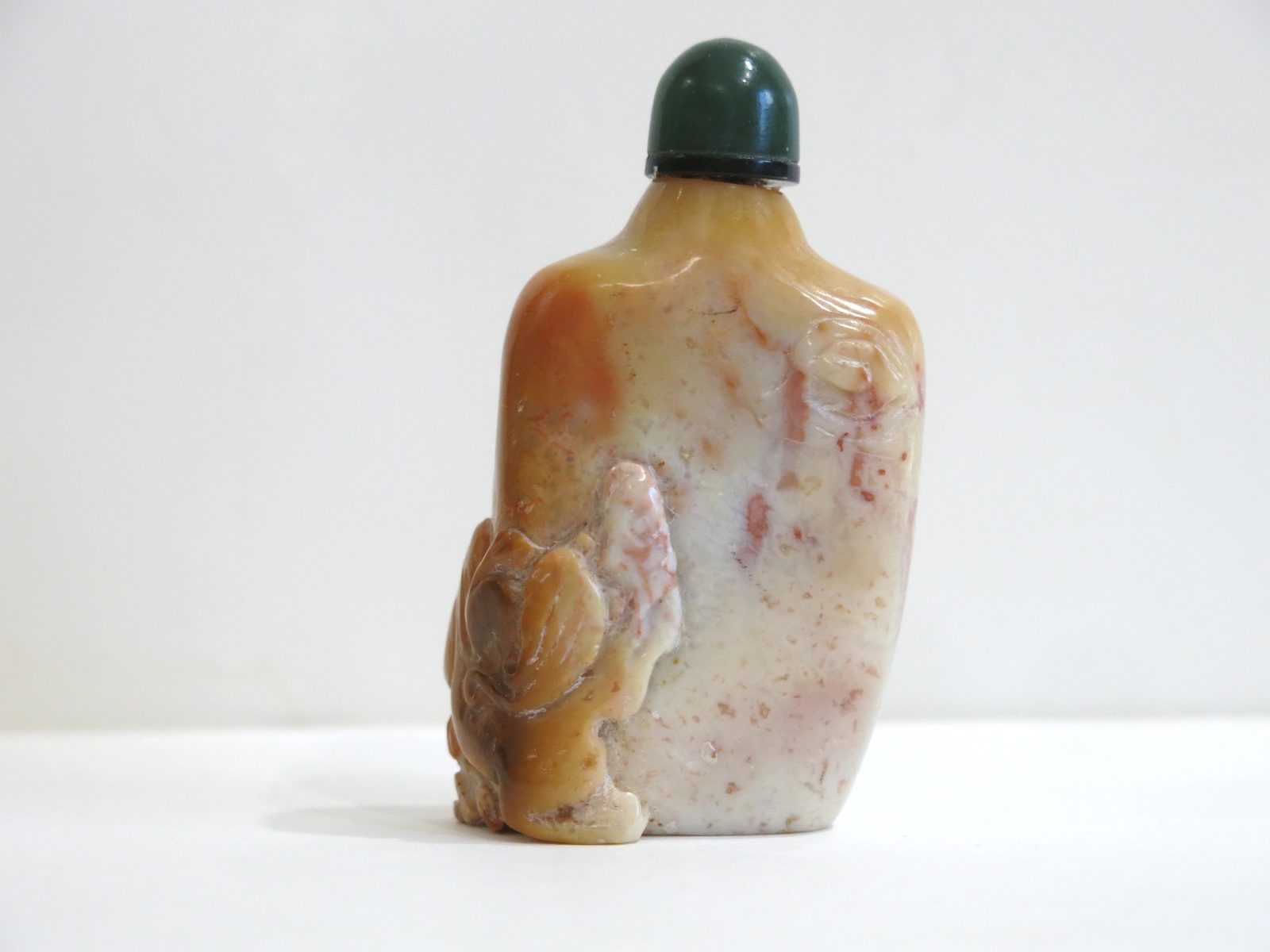 Chinese Snuff Bottle Carved White and Rose Agate