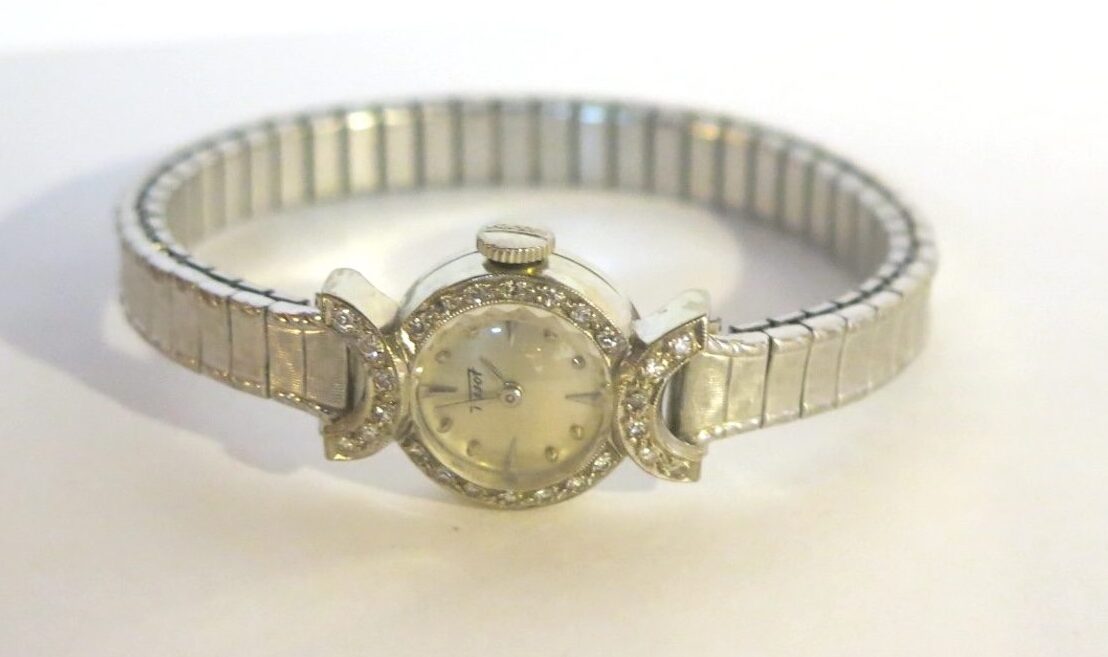 1953 Tissot & Fils 14K Ladies’ Wristwatch Diamond Bezel